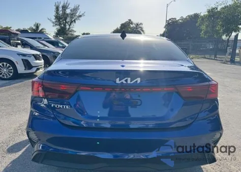 2022 Kia Forte Fe из США, поврежденный, VIN 3KPF24AD4NE464503